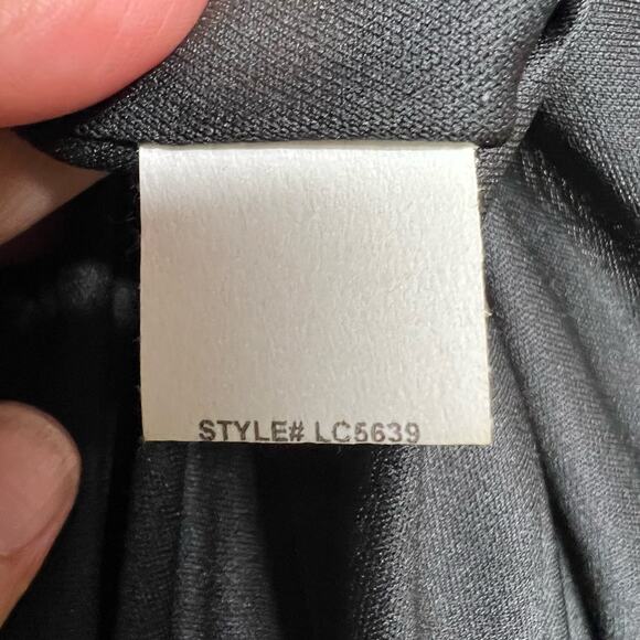 Eva Franco Fit & Flare Feather Print Dress Sz 10 Black White Jacquard Sleeveless - Picture 5 of 7